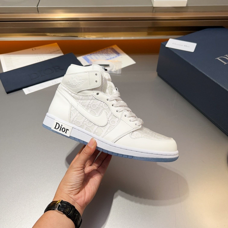 Christian Dior Sneakers